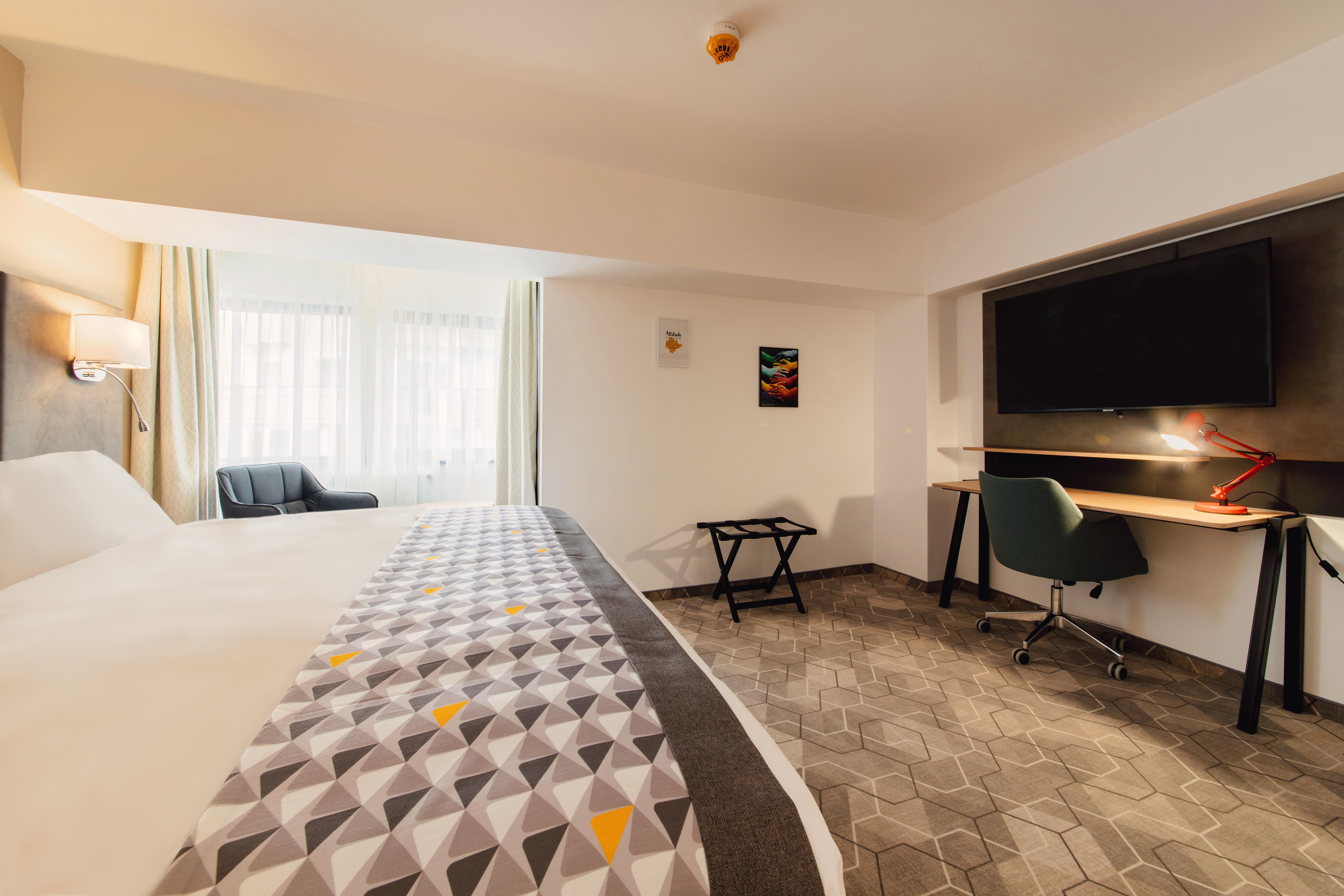 Holiday Inn Bucharest - Times, An Ihg Hotel Ngoại thất bức ảnh